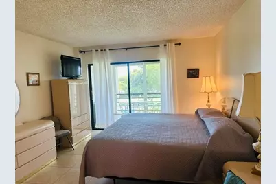 5981 VÃ­a Vermilya #405, Lantana, FL 33462 - Photo 12