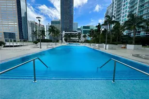950 Brickell Bay Dr, Miami, FL 33131 - Photo 6