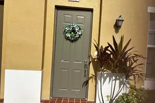 502 SW 147th Ave, Pembroke Pines, FL 33027 - Photo 4