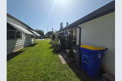 8020 SE Shenandoah Drive, Hobe Sound, FL 33455 - Photo 20