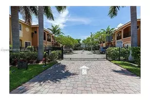 238 SE 2nd Ave, Hallandale Beach, FL 33009 - Photo 1