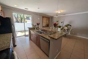 238 SE 2nd Ave, Hallandale Beach, FL 33009 - Photo 12