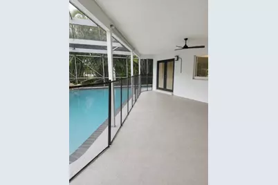 2031 NW 70th Avenue, Margate, FL 33063 - Photo 10