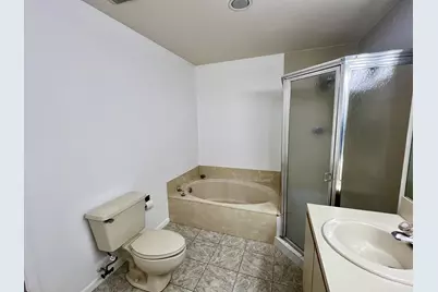 108 Half Moon Circle #B3, Hypoluxo, FL 33462 - Photo 14