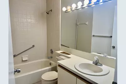 108 Half Moon Circle #B3, Hypoluxo, FL 33462 - Photo 20