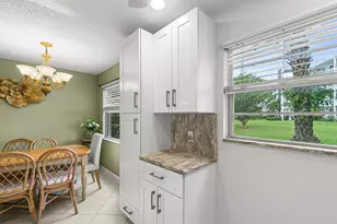 265 Newport R Dr, Deerfield Beach, FL 33442 - Photo 6