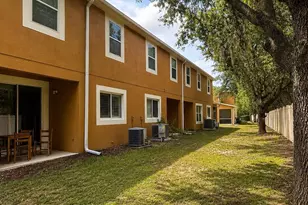 5513 Rutherford Pl, Oviedo, FL 32765 - Photo 4