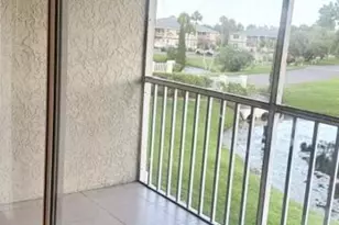 1520 SE Royal Green Cir, Port Saint Lucie, FL 34952 - Photo 14