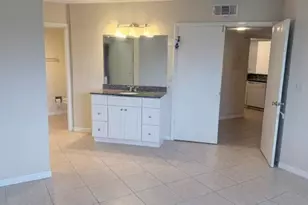 1520 SE Royal Green Cir, Port Saint Lucie, FL 34952 - Photo 16