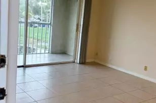 1520 SE Royal Green Cir, Port Saint Lucie, FL 34952 - Photo 10