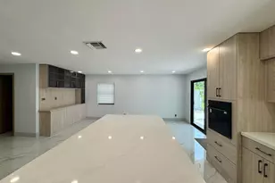 10225 SW 53rd St, Cooper City, FL 33328 - Photo 6