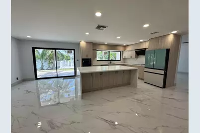 10225 SW 53rd Street, Cooper City, FL 33328 - Photo 4