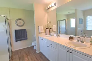 1747 N Dovetail Dr, Fort Pierce, FL 34982 - Photo 10