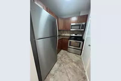 3550 NW 8th Avenue #312, Pompano Beach, FL 33064 - Photo 2