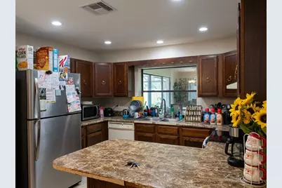 637 SE Thornhill Drive, Port Saint Lucie, FL 34983 - Photo 2