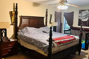 637 SE Thornhill Dr, Port Saint Lucie, FL 34983 - Photo 18