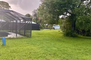 637 SE Thornhill Dr, Port Saint Lucie, FL 34983 - Photo 20