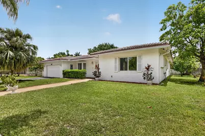 410 Bonaventure Boulevard, Weston, FL 33326 - Photo 4