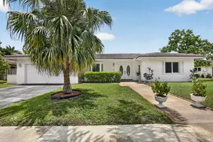 410 Bonaventure Blvd, Weston, FL 33326 - Photo 1