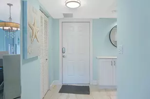 5560 Tamberlane Cir, Palm Beach Gardens, FL 33418 - Photo 6