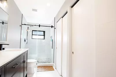 10048 SW 16th Street, Pembroke Pines, FL 33025 - Photo 20