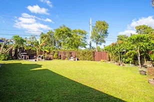 10048 SW 16th St, Pembroke Pines, FL 33025 - Photo 26