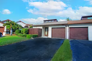 10048 SW 16th St, Pembroke Pines, FL 33025 - Photo 36