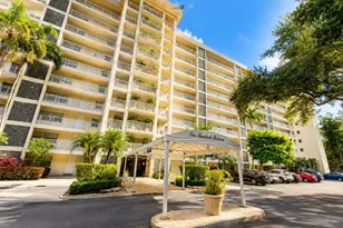 3520 Oaks Way, Pompano Beach, FL 33069 - Photo 1