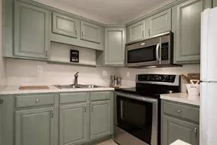 3040 NE 16th Ave, Oakland Park, FL 33334 - Photo 8