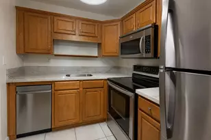 3040 NE 16th Ave, Oakland Park, FL 33334 - Photo 8