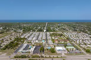 10885 SE Federal Hwy 32 Hwy, Hobe Sound, FL 33455 - Photo 16