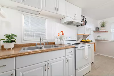 10885 SE Federal Hwy 32 Highway, Hobe Sound, FL 33455 - Photo 4