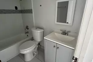 101 NE 41st St, Oakland Park, FL 33334 - Photo 4