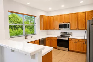 609 SW 167th Way, Pembroke Pines, FL 33027 - Photo 8