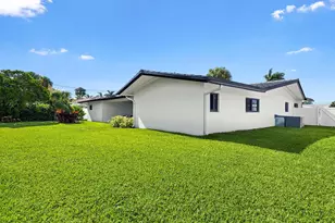 1099 SW 12th St, Boca Raton, FL 33486 - Photo 16