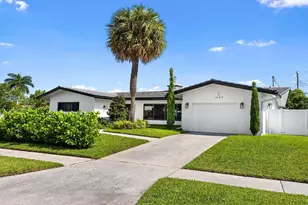 1099 SW 12th St, Boca Raton, FL 33486 - Photo 2