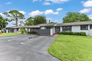 84 Conaskonk Cir, Royal Palm Beach, FL 33411 - Photo 2