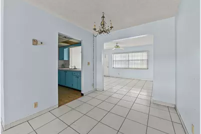 1196 SW Lake Circle, Boynton Beach, FL 33426 - Photo 10