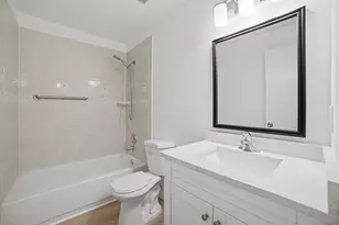 8207 Fairway Rd, Sunrise, FL 33351 - Photo 24
