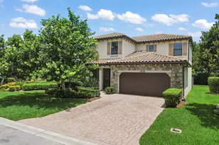 8899 Willow Cove Ln, Lake Worth, FL 33467 - Photo 2