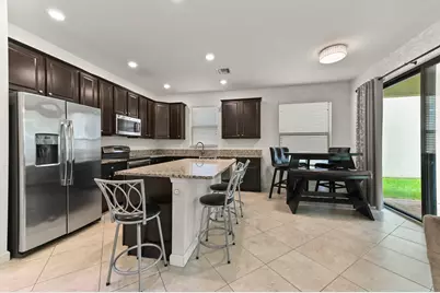 8899 Willow Cove Lane, Lake Worth, FL 33467 - Photo 8