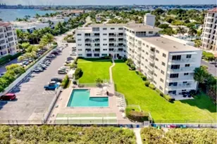 33 S Ocean Ave, Palm Beach Shores, FL 33404 - Photo 64