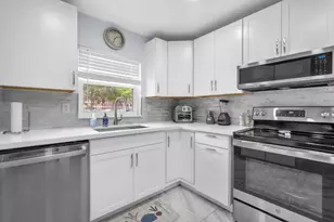 3119 N Palm Aire Dr, Pompano Beach, FL 33069 - Photo 12