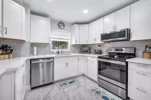 3119 N Palm Aire Dr, Pompano Beach, FL 33069 - Photo 10