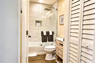 898 SE 2nd Pl, Deerfield Beach, FL 33441 - Photo 8