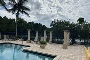 100 Crestwood Ct N, Royal Palm Beach, FL 33411 - Photo 22