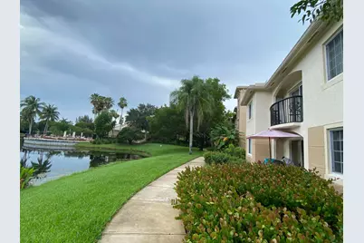 100 Crestwood Court N #103, Royal Palm Beach, FL 33411 - Photo 2