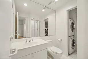 1343 Ponce de Leon Dr, Fort Lauderdale, FL 33316 - Photo 10