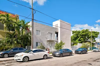 750 SW 2nd Street #3, Miami, FL 33130 - Photo 4