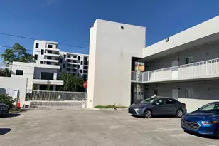 750 SW 2nd St, Miami, FL 33130 - Photo 2